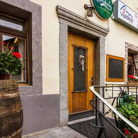 Bed and Breakfast De La Poste *