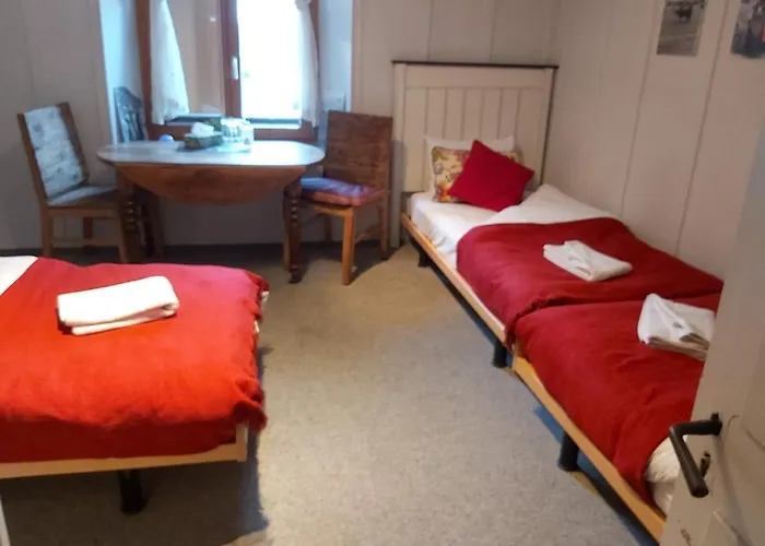 De La Poste Bed and Breakfast Le Châble