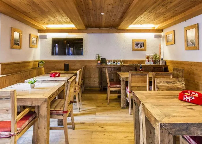 Bed and Breakfast De La Poste Le Châble