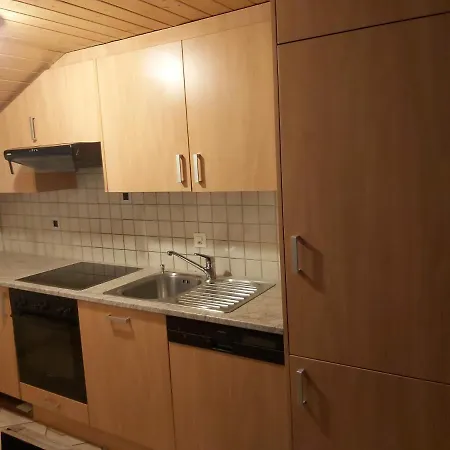 לינה וארוחת בוקר De La Poste Le Châble