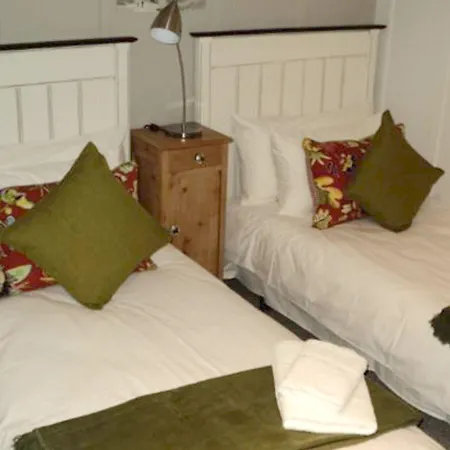 De La Poste לינה וארוחת בוקר Le Châble